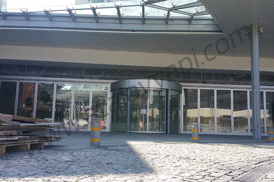 Maslak 42 Otomatik Döner Kapılar Üretimi