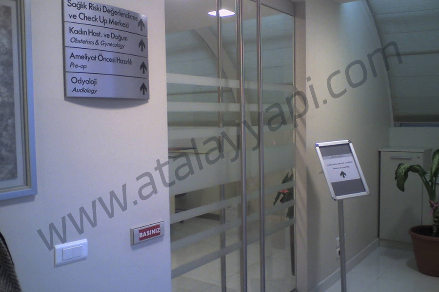 Acıbadem Hastanesi  Fotoselli Otomatik Döner Kapı