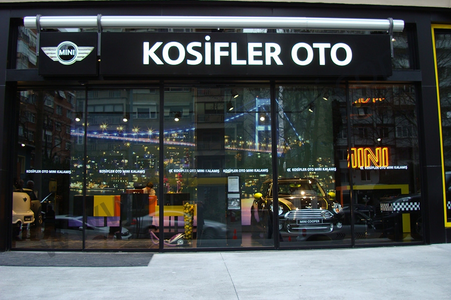 Kosifler Oto Fotoselli Otomatik Döner Kapı