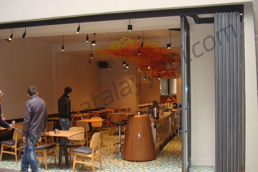 Özyeğin Üniversitesi Alüminyum Isı Yalıtımlı Kayar Toplanır Üretimi