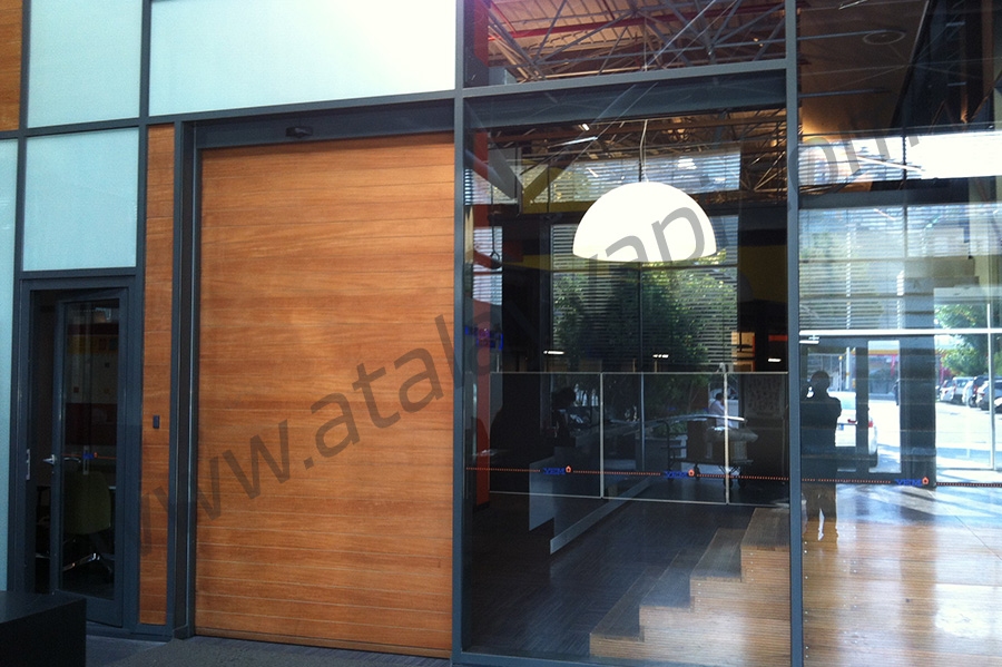 Yapı Endüstri Merkezi (YEM) Fotoselli Otomatik Döner Kapı