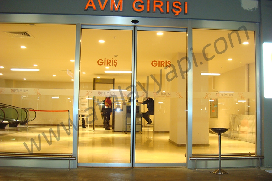 FOTOSELLİ KAYAR KAPILAR