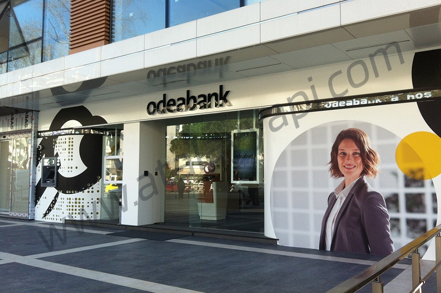 Odea Bank Manet Tutucu Kapı Üretimi