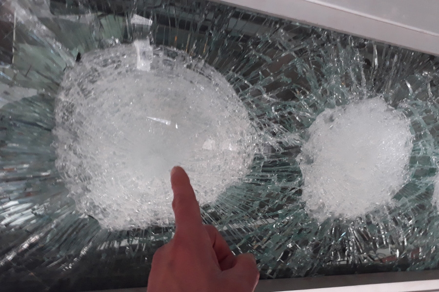 KURŞUN GEÇİRMEZ OFİS CAMLARI KAPILARI ALUMİNYUM DOĞRAMALAR