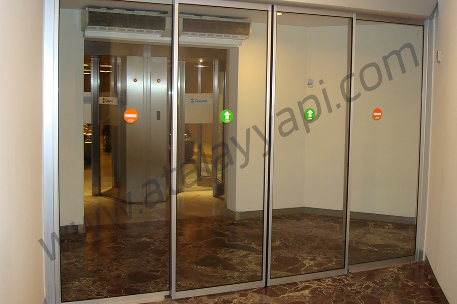 Garanti Fotoselli Otomatik Döner Kapı